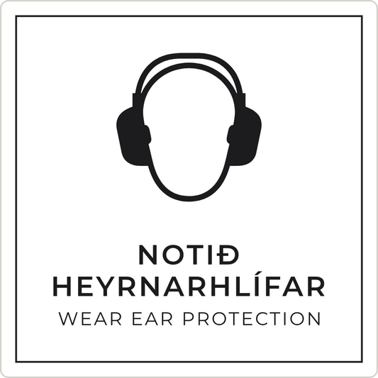 Notið heyrnarhlífar - boðskilti, hvítt
