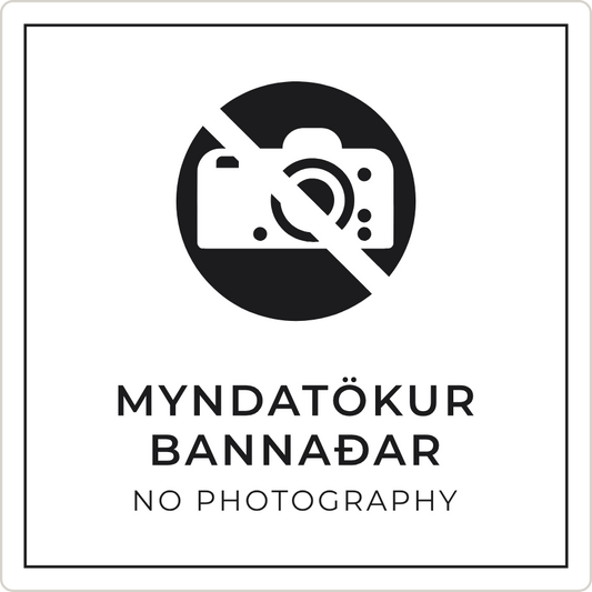 Myndatökur bannaðar - bannskilti, hvítt