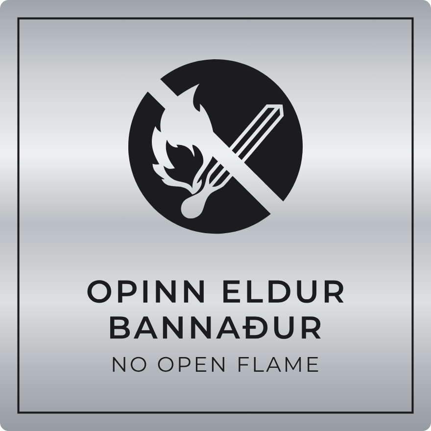 Opinn eldur bannaður - bannskilti, silfur