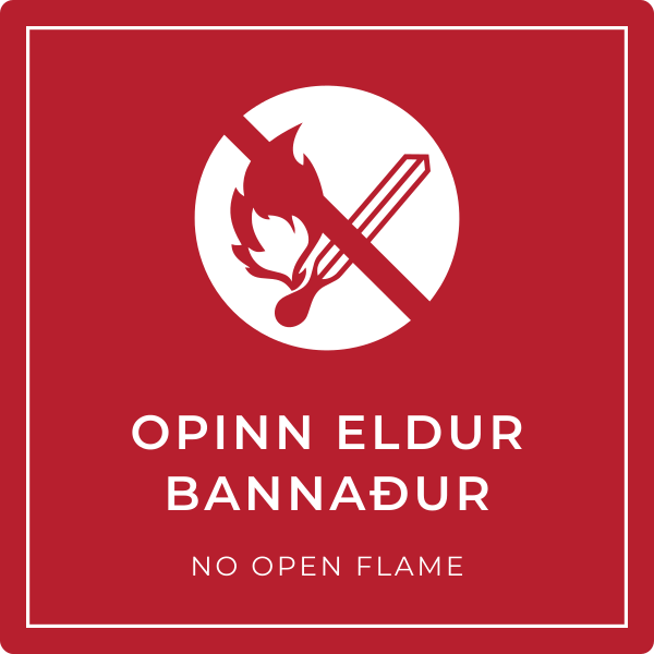 Opinn eldur bannaður – grafið bannskilti, íslenska og enska