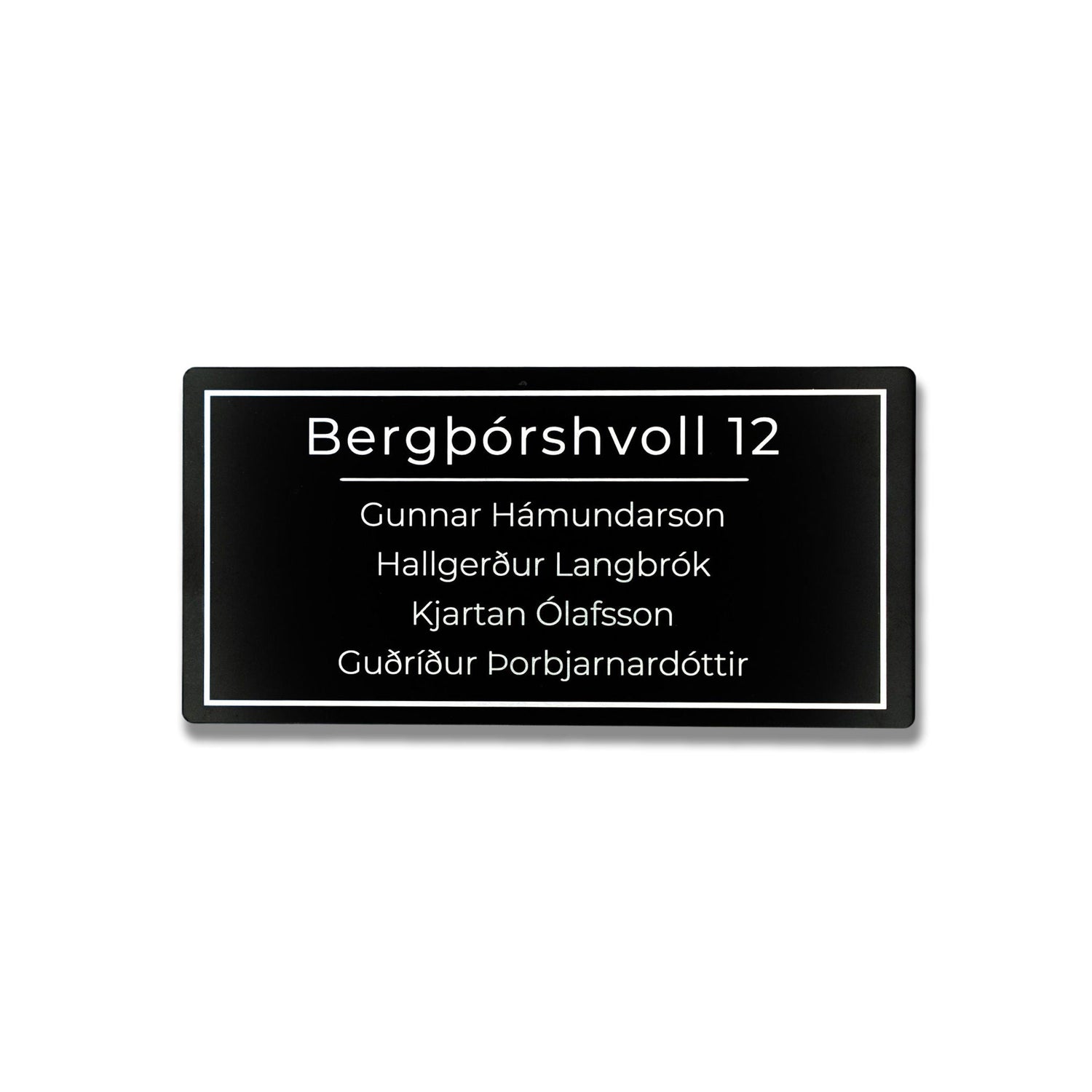 Hurðaskilti – sérsmíðuð nafnaskilti á hurð