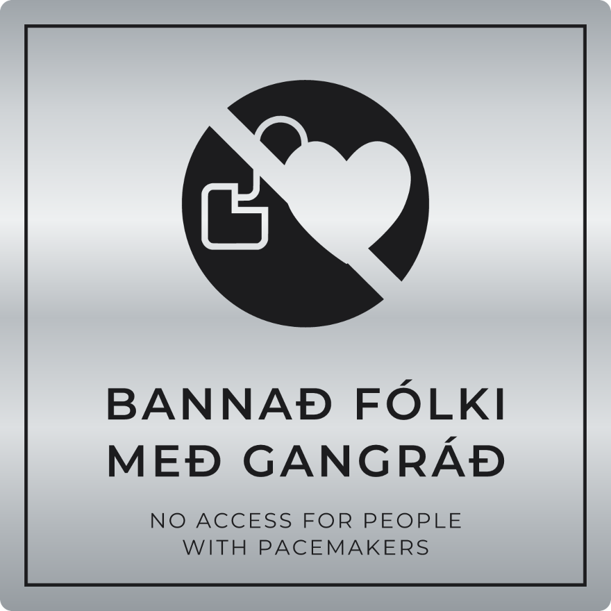 Bannað fólki með gangráð - bannskilti, silfur