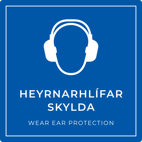 Heyrnarhlífar skylda – grafið boðskilti, íslenska og enska