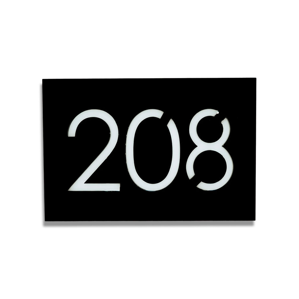 husnumer-utskorid-svart-akryl