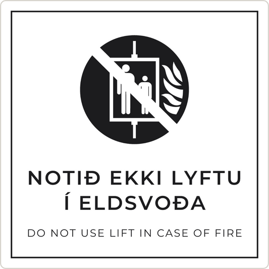 Notið ekki lyftu í eldsvoða - bannskilti, hvítt
