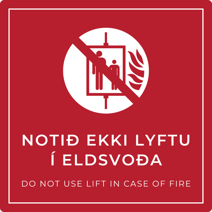 Notið ekki lyftu í eldsvoða - bannskilti, rautt