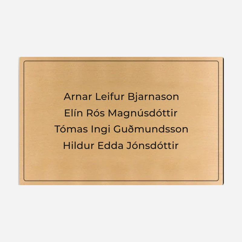Hurðaskilti úr gylltu akrýli með nöfnum
