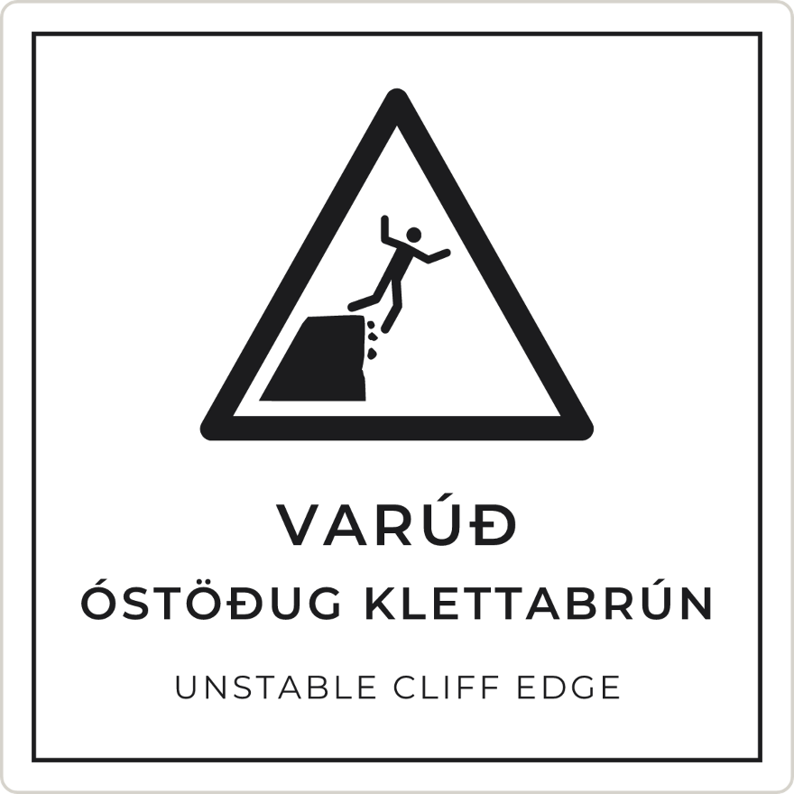 Varúð, óstöðug klettabrún - viðvörunarskilti, hvítt